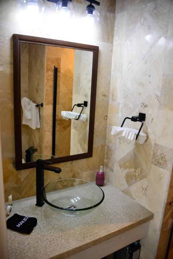 The Watermark Hotel San Pedro  Εξωτερικό φωτογραφία