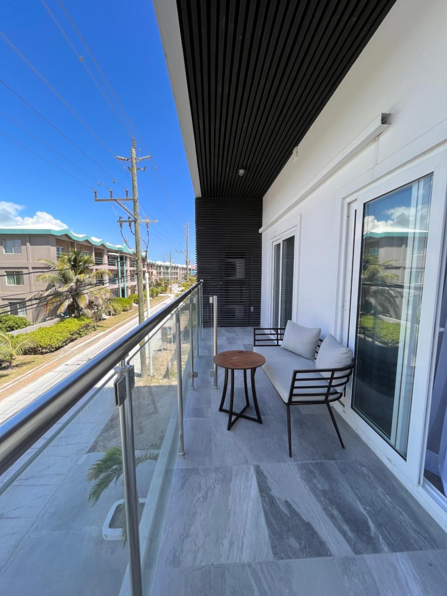 The Watermark Hotel San Pedro  Εξωτερικό φωτογραφία